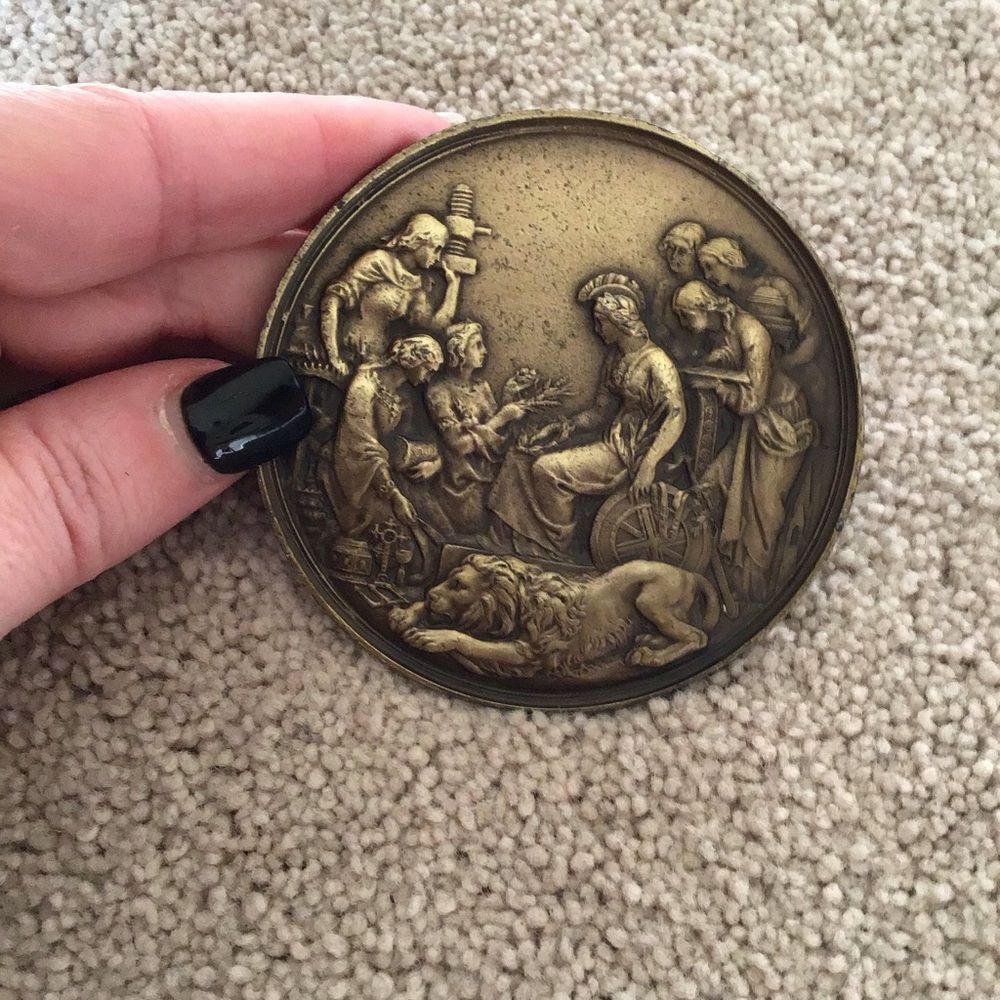Vintage “Honoris Causa” Bergamot Brass Works 1974 Belt Buckle - Picture 2 of 4